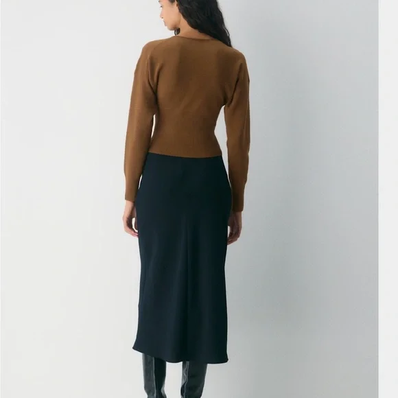 Aritzia Golightly Cardigan - Picture 4 of 9